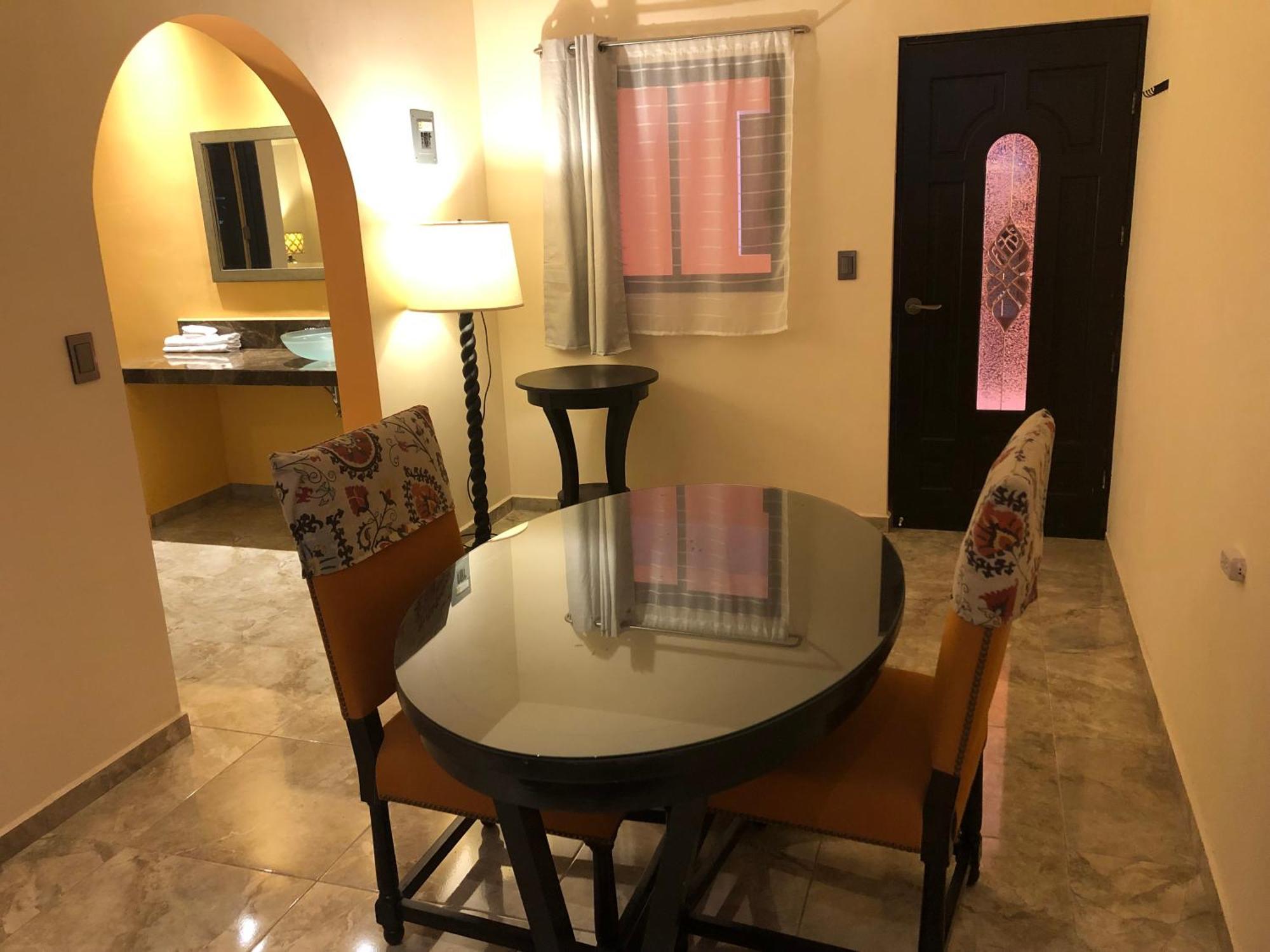 Tres Iguanas Apart Hotel - New, Cozy & Spacious Flats, Short Walk To Beach Лорето Екстериор снимка