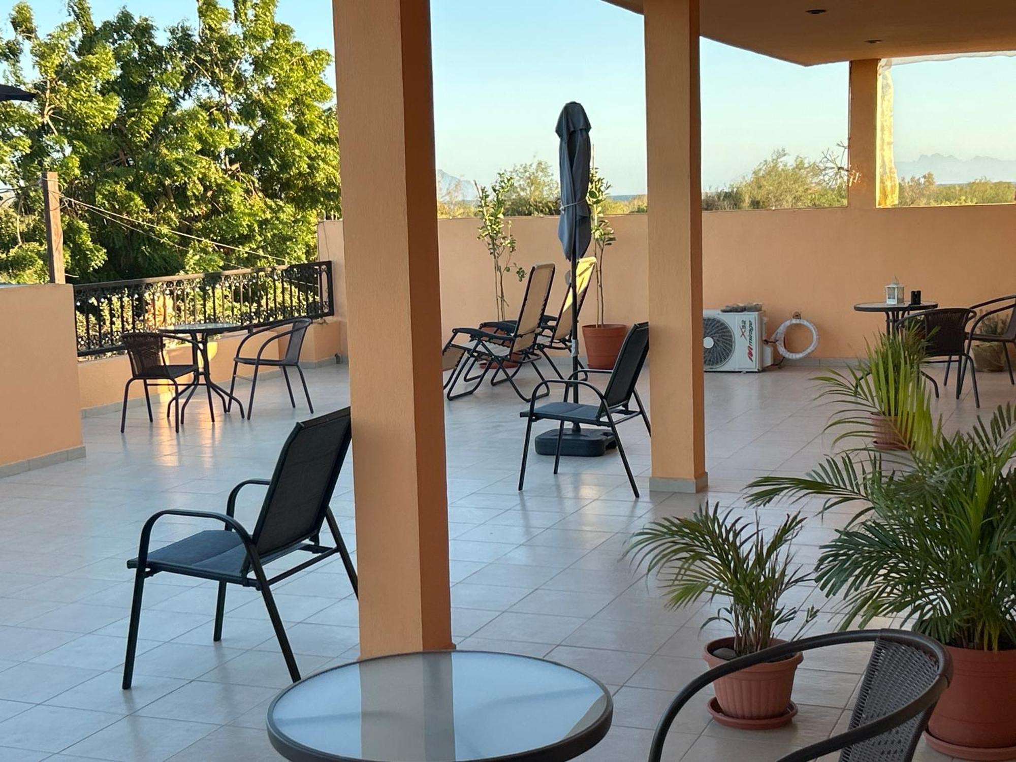 Tres Iguanas Apart Hotel - New, Cozy & Spacious Flats, Short Walk To Beach Лорето Екстериор снимка