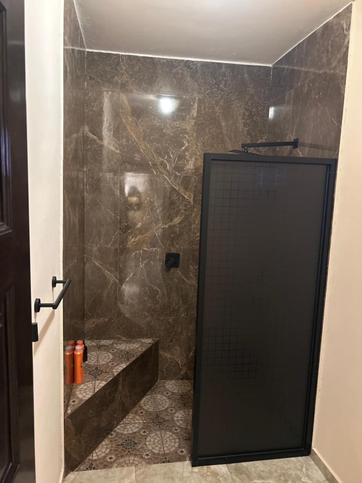 Tres Iguanas Apart Hotel - New, Cozy & Spacious Flats, Short Walk To Beach Лорето Екстериор снимка